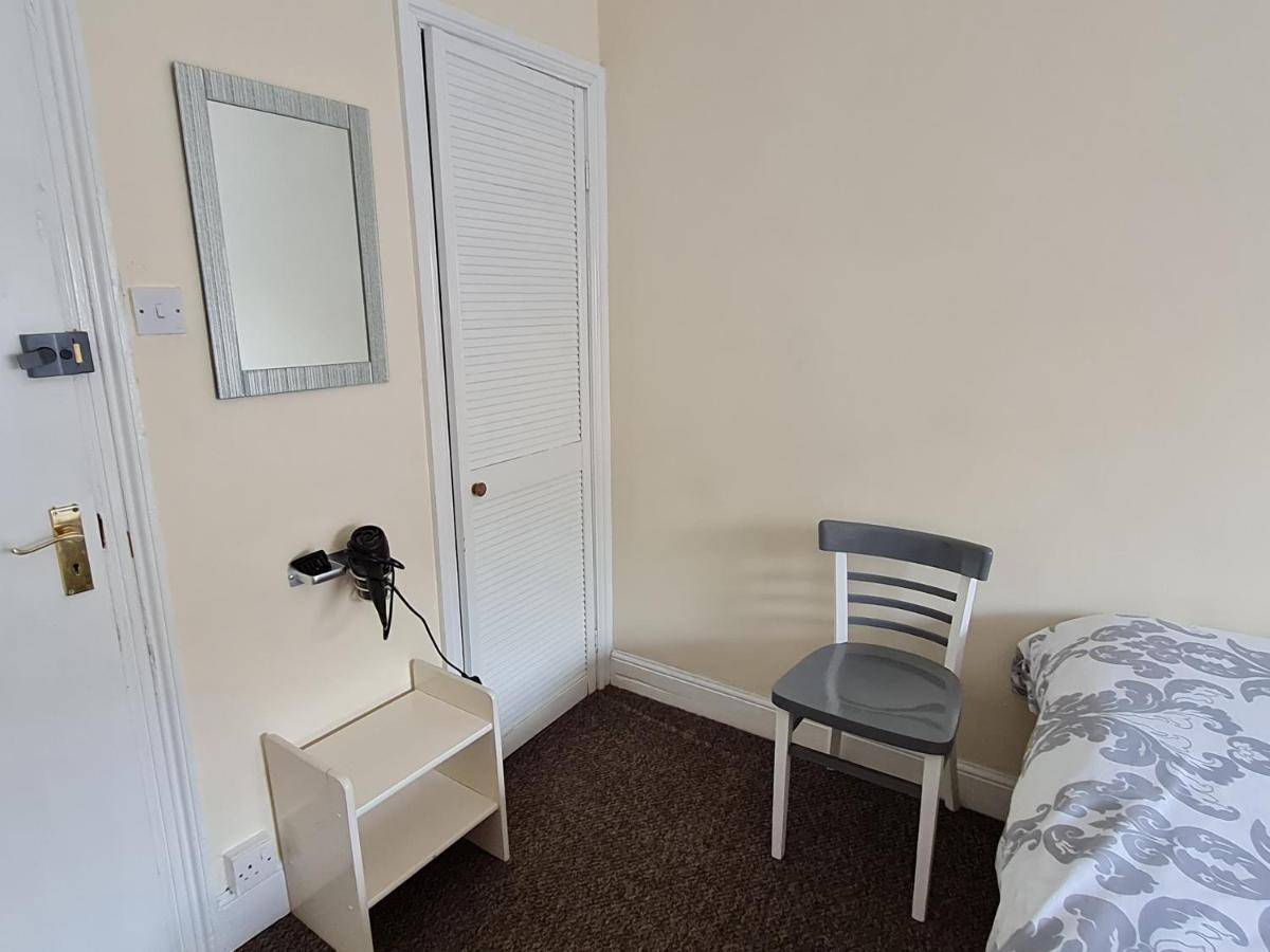 17 Bridge St, 3 Bedroom Flat Aberystwyth Dış mekan fotoğraf